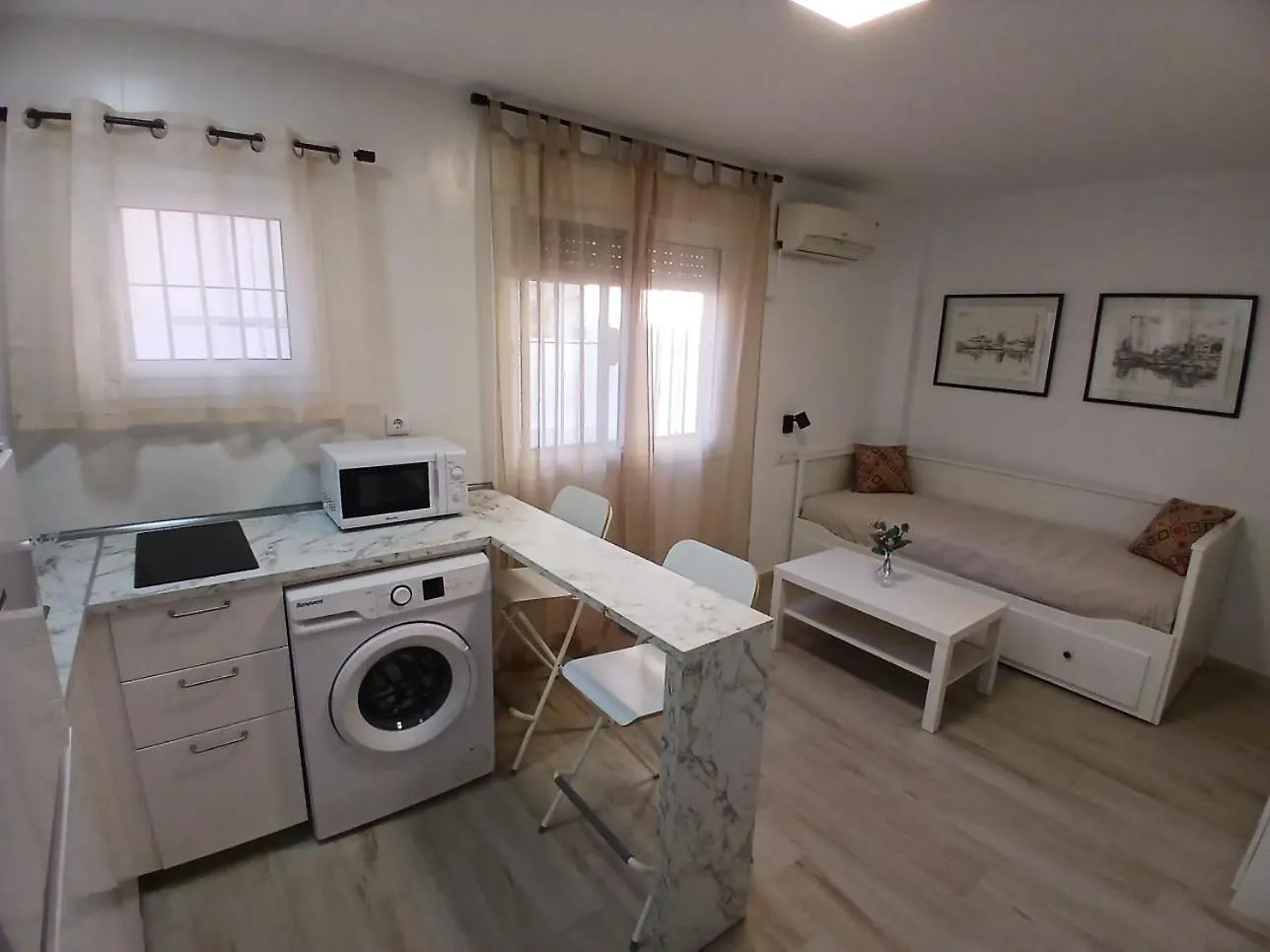 Apartamento Centrico Малага 0*,